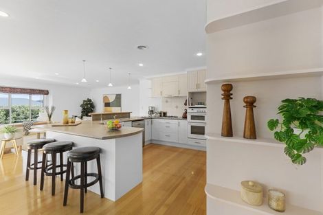 Photo of property in 85 Emerald Hill Drive, Birchville, Upper Hutt, 5018