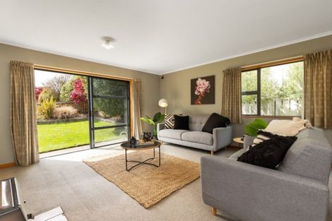 Photo of property in 44 Remarkables Crescent, Frankton, Queenstown, 9300