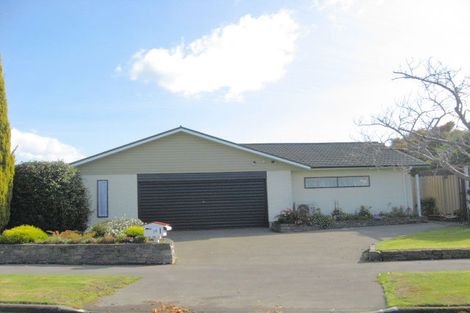 Photo of property in 14 Rutherglen Avenue, Ilam, Christchurch, 8041
