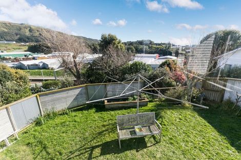 Photo of property in 101 Bell Street, Tawa, Wellington, 5028