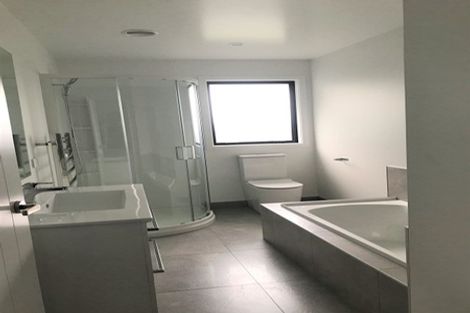 Photo of property in 926 Tremaine Avenue, Roslyn, Palmerston North, 4414