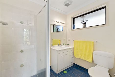 Photo of property in 34 Fleetwood Drive, Henderson, Auckland, 0612