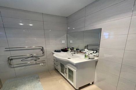 Photo of property in 8 Foxlaw Street, Randwick Park, Auckland, 2105