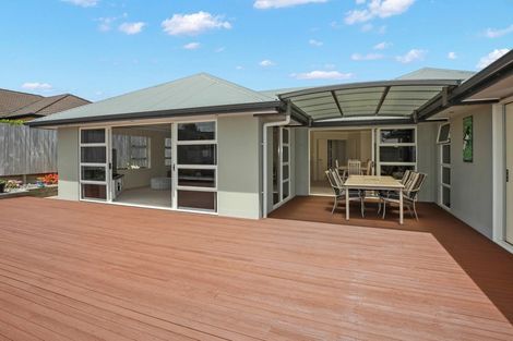 Photo of property in 17 Compton Grove, Huntington, Hamilton, 3210