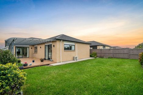 Photo of property in 14 Earlywood Road, Takanini, 2110