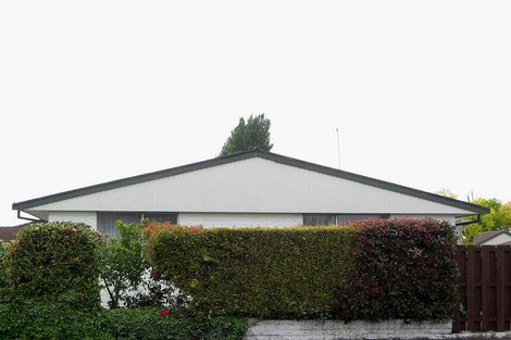 Photo of property in 1/176 Grimseys Road, Redwood, Christchurch, 8051