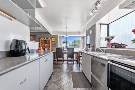 Photo of property in 34 Browning Crescent, Owhata, Rotorua, 3010