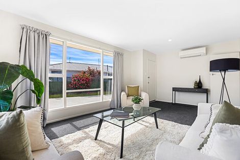 Photo of property in 2/18 Inwoods Road, Parklands, Christchurch, 8083