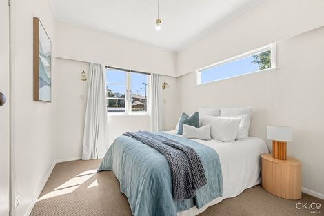 Photo of property in 13 Mahoe Street, Eastbourne, Lower Hutt, 5013