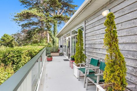 Photo of property in 11c Saint Johns Way, Normandale, Lower Hutt, 5010