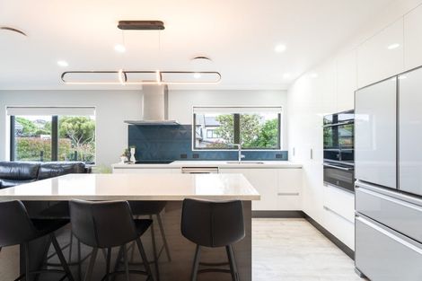 Photo of property in 13 Claverton Grove, Churton Park, Wellington, 6037