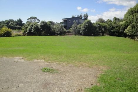 Photo of property in 2 Moss Lane, Raumati Beach, Paraparaumu, 5032