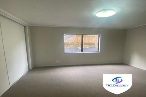 Photo of property in 21 Hakea Place, Totara Heights, Auckland, 2105