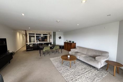 Photo of property in Piermont Apartments, 2b/82 Cable Street, Te Aro, Wellington, 6011