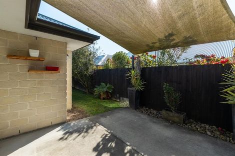 Photo of property in 12 James Drive, Woodend, 7610