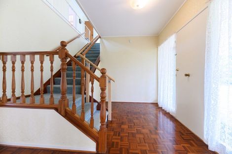 Photo of property in 4 Kerrymaria Place, Hillcrest, Auckland, 0627