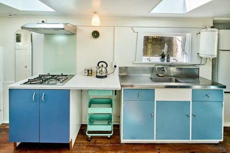 Photo of property in 4/48 Owhiro Bay Parade, Owhiro Bay, Wellington, 6023