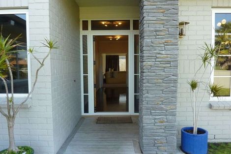 Photo of property in 2 Mandalay Key, Papamoa Beach, Papamoa, 3118