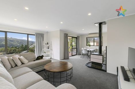 Photo of property in 136 Holborn Drive, Stokes Valley, Lower Hutt, 5019