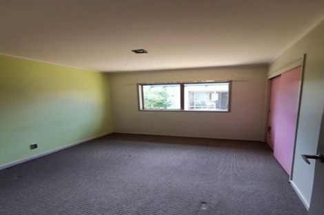 Photo of property in 31 Jellicoe Road, Murrays Bay, Auckland, 0630