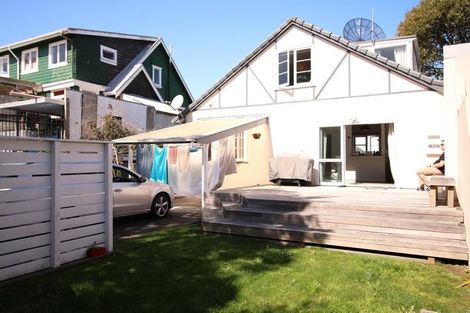 Photo of property in 2/18 Reid Road, New Lynn, Auckland, 0600