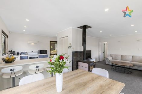 Photo of property in 136 Holborn Drive, Stokes Valley, Lower Hutt, 5019