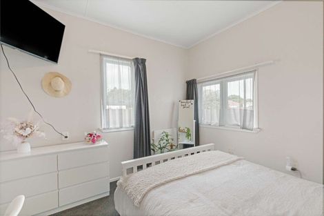 Photo of property in 2 Fromont Street, Whanganui East, Whanganui, 4500