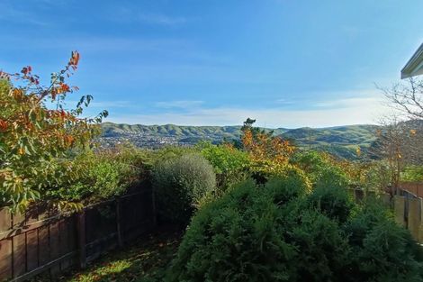 Photo of property in 125 Mark Avenue, Grenada Village, Wellington, 6037