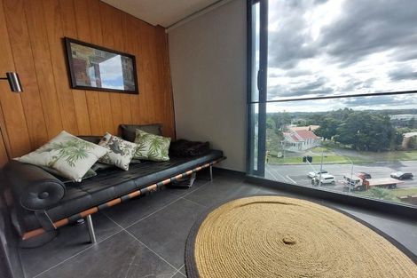 Photo of property in 504/1 Buscomb Avenue, Henderson, Auckland, 0610