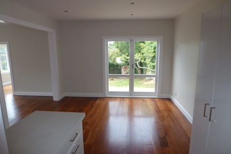 Photo of property in 5a Grove Road, Kelburn, Wellington, 6012