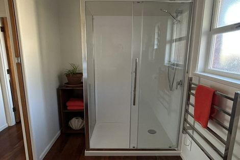 Photo of property in 2/65 Church Street, Devonport, Auckland, 0624