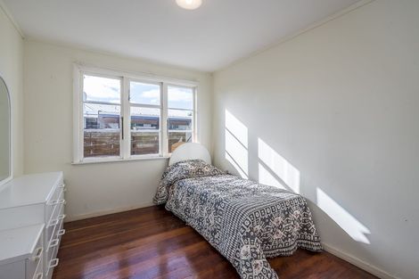 Photo of property in 12 Rodney Grove, Paraparaumu, 5032