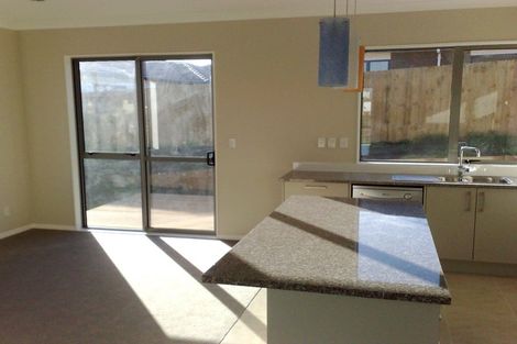 Photo of property in 76 Westgate Drive, Massey, Auckland, 0614