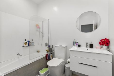 Photo of property in 12 Te Ara O Paetutu, Petone, Lower Hutt, 5012