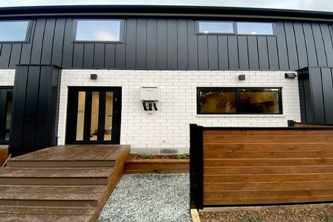 Photo of property in 2/148 Riverside Drive, Waiwhetu, Lower Hutt, 5010