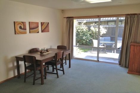 Photo of property in 7 Orlando Crescent, Waimairi Beach, Christchurch, 8083