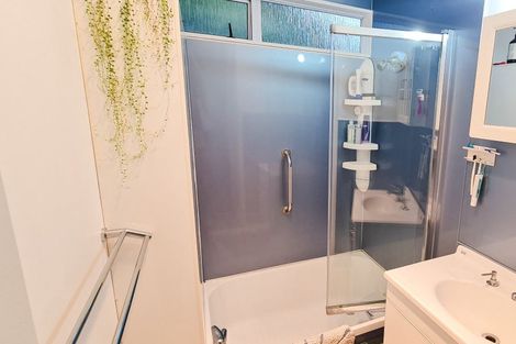 Photo of property in 30 Kapiti Road, Paraparaumu, 5032