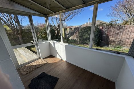 Photo of property in 1/75 Harewood Road, Papanui, Christchurch, 8053