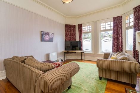 Photo of property in Claremont House, 24 Melrose Street, Roslyn, Dunedin, 9010