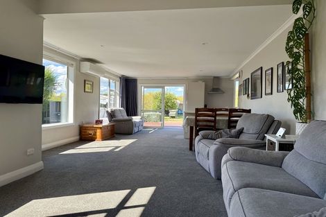 Photo of property in 66 Bledisloe Street, Kurow, 9435