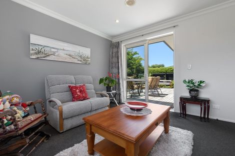 Photo of property in 18 Oakwood Way, Papamoa Beach, Papamoa, 3118