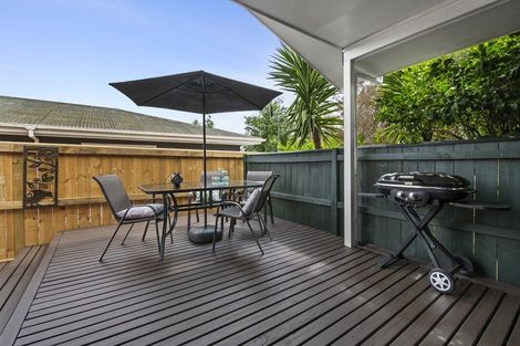 Photo of property in 3 Gladys Place, Kelvin Grove, Palmerston North, 4414