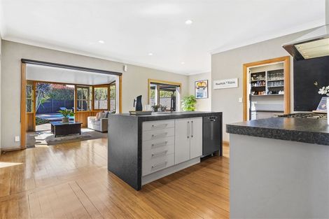 Photo of property in 11 Storey Avenue, Forest Lake, Hamilton, 3200
