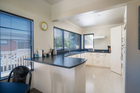 Photo of property in 1/52 Hawai Street, Two Mile Bay, Taupo, 3330