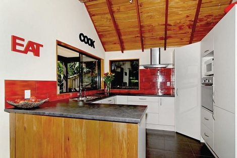 Photo of property in 171 Motutara Road, Muriwai, Waimauku, 0881