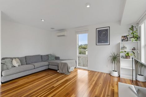 Photo of property in 59 Taurus Crescent, Beach Haven, Auckland, 0626