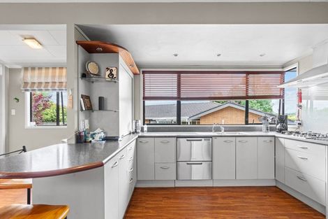 Photo of property in 31 Resthill Crescent, Glenview, Hamilton, 3206