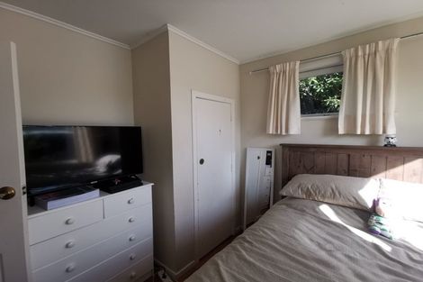 Photo of property in 33 Chippendale Crescent, Birkdale, Auckland, 0626