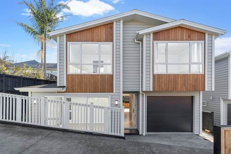 Photo of property in 123a Forrest Hill Road, Forrest Hill, Auckland, 0620
