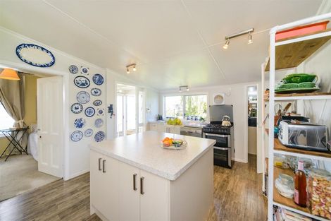 Photo of property in 27 Bond Street, Marton, 4710